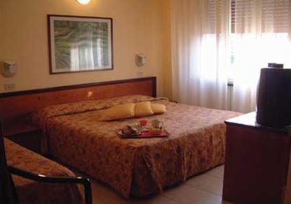רימיני Hotel Moderno חדר תמונה